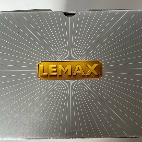 Lemax Wags Motel - Picture 4 of 9